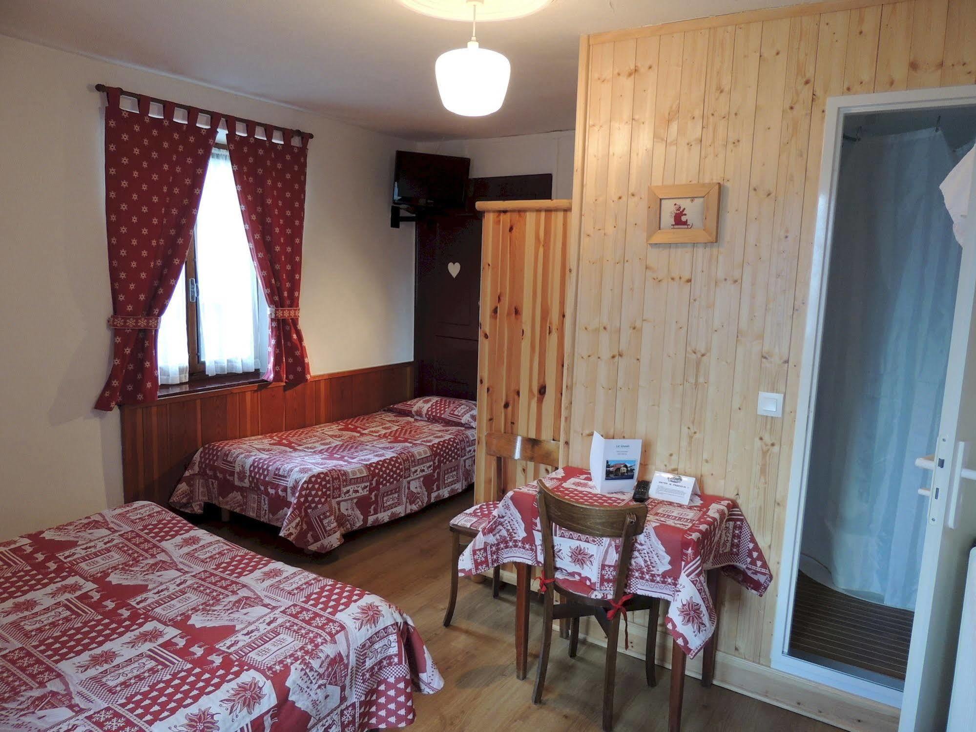 Hotel Les Granits Combloux Exterior photo
